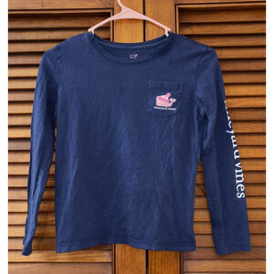 Vineyard Vines Youth Santa Hat Whale White Long Sleeve Pocket T-Shirt M 10/12